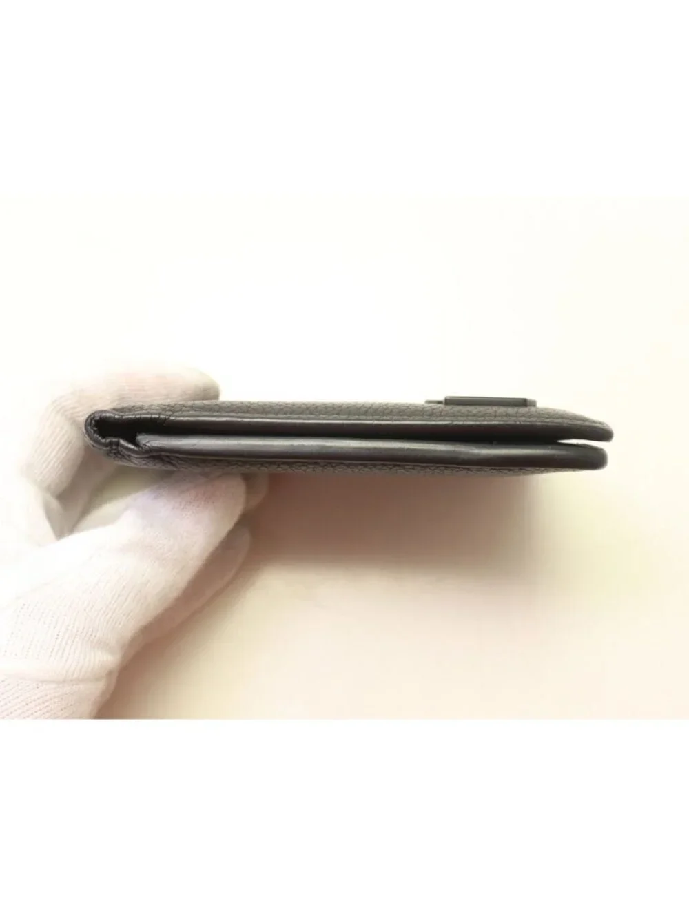 Louis Vuitton Aerogram Taurillon Leather Bifold Wallet